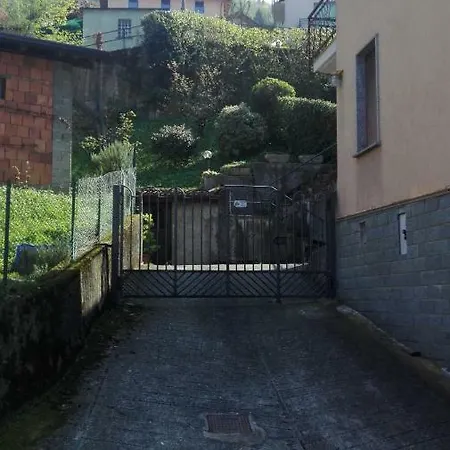 L'Agrifoglio Apartment Lezzeno Exterior photo