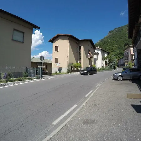 L'Agrifoglio Apartment Lezzeno Exterior photo