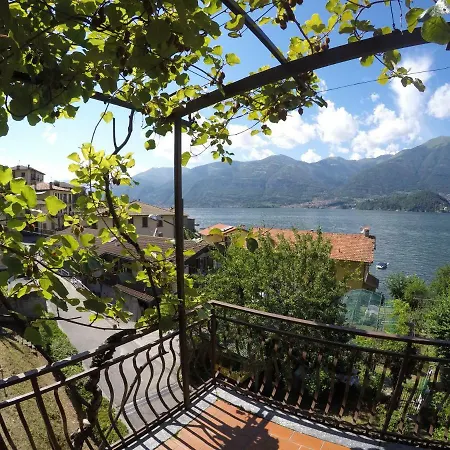 L'Agrifoglio Apartment Lezzeno Exterior photo